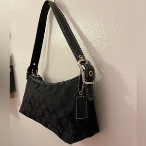 8K01 Black Signature Coach Demi Shoulder Bag